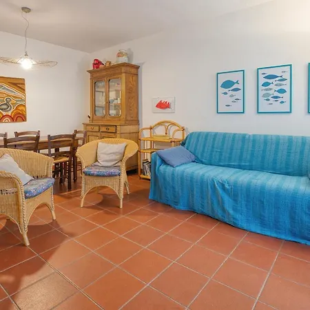 Holiday home Trilocale Sant'anna Vicolo Del Mughetto - Goelba