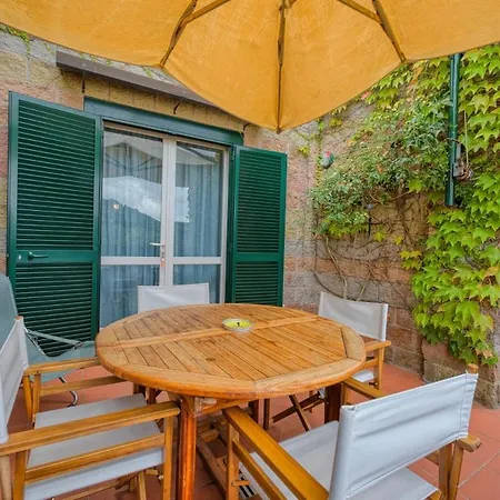 Holiday home Trilocale Sant'anna Vicolo Del Mughetto - Goelba Bagnaia (Livorno)