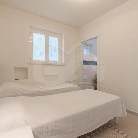 Trilocale Sant'anna Vicolo Del Mughetto - Goelba Ferienhaus Bagnaia (Livorno)