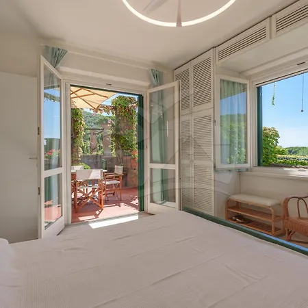 Trilocale Sant'anna Vicolo Del Mughetto - Goelba Ferienhaus